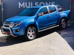 2014 Isuzu KB 300 D-Teq LX Standard Double-Cab 180000km