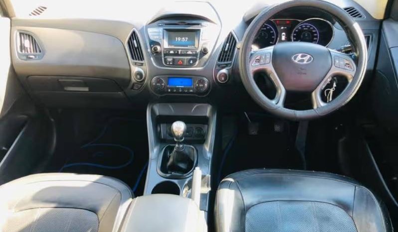 2015 Hyundai ix35 2.0 Executive 145000km full