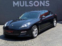 2013 Porsche Panamera 3.0D V6 platinum edition 97000km