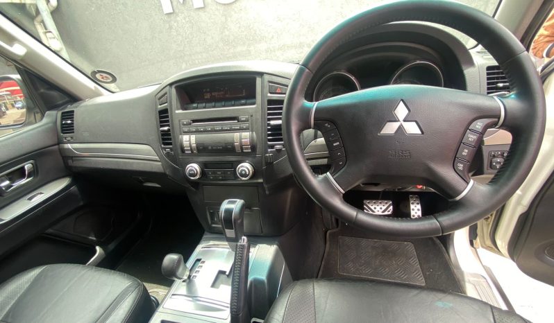 2008 Mitsubishi pajero 3-door 3.2 did 4×4 auto 234000km full