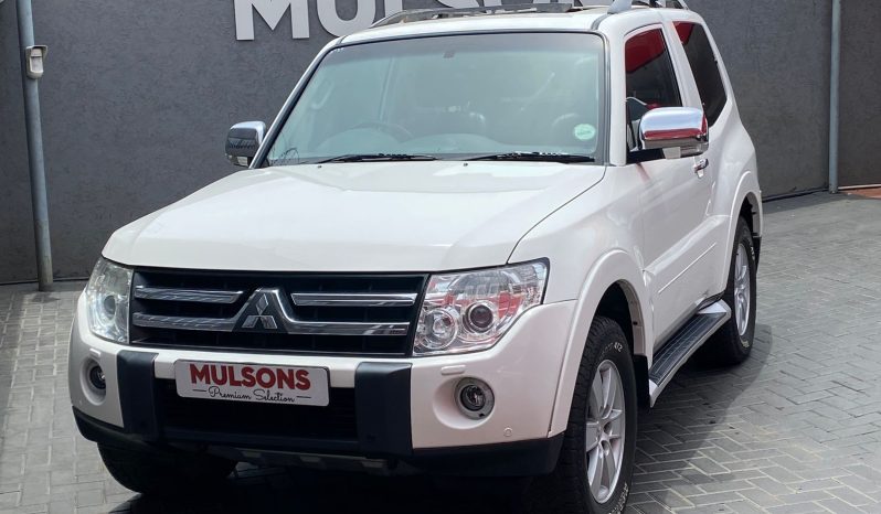 2008 Mitsubishi pajero 3-door 3.2 did 4×4 auto 234000km full