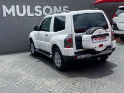 2008 Mitsubishi pajero 3-door 3.2 did 4×4 auto 234000km full