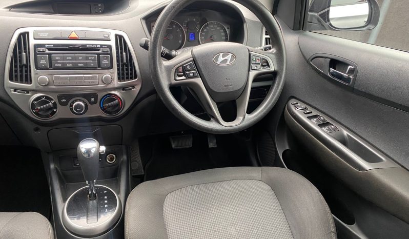 2013 Hyundai i201.4 fluid Auto 126000km full